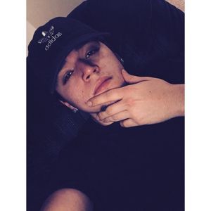 Meet your Posher, Jonathan